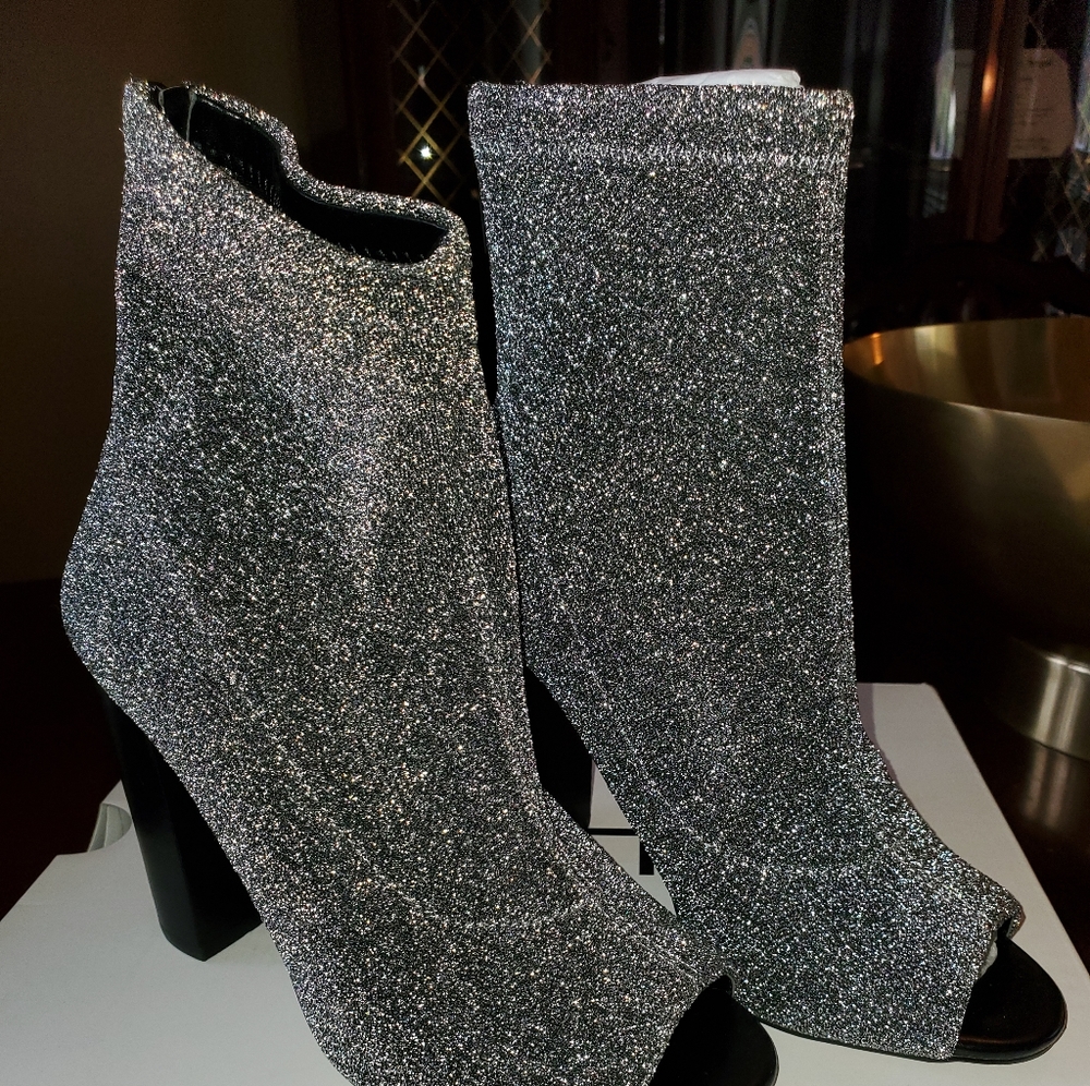 ALDO - Picture 2 of 2